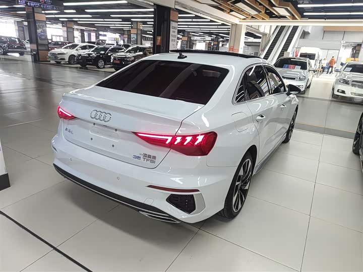 Фото 7 - Audi A3