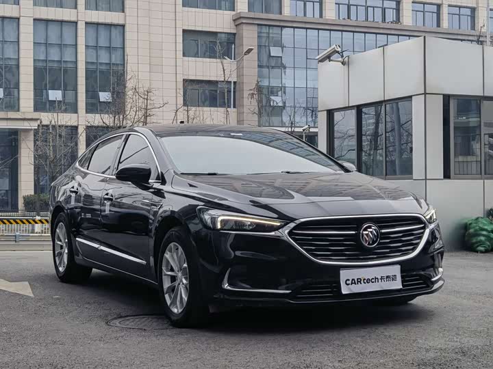 Фото 3 - Buick LaCrosse