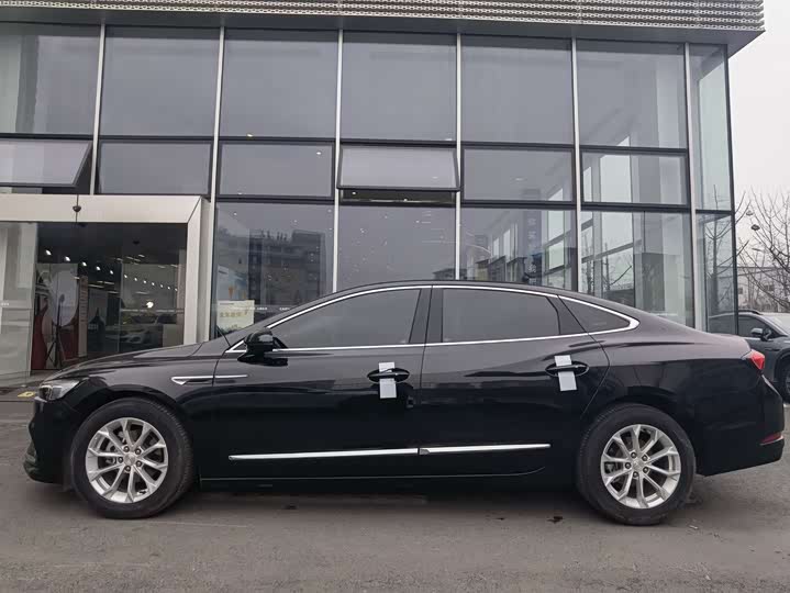 Фото 4 - Buick LaCrosse