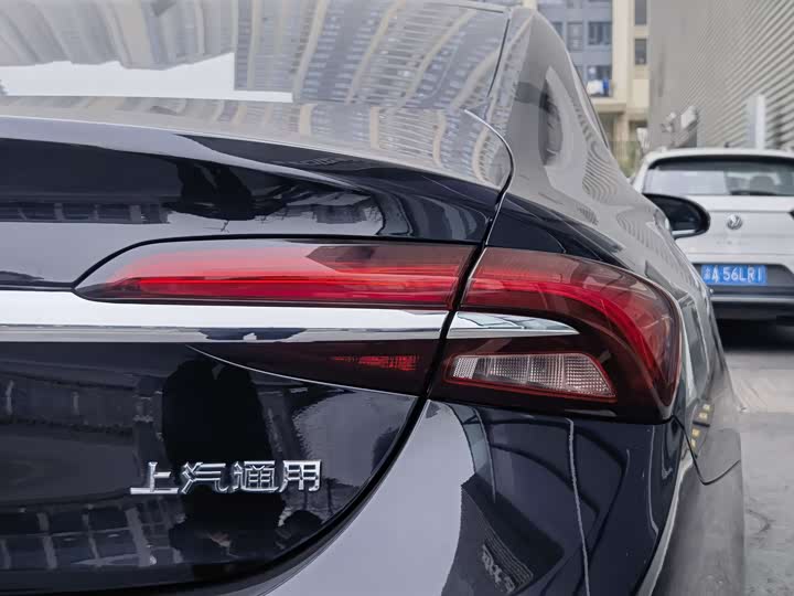 Фото 9 - Buick LaCrosse