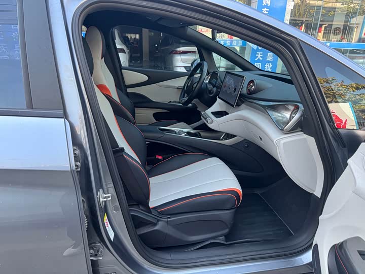 Фото 9 - BYD Dolphin