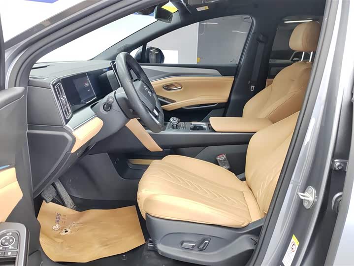 Фото 9 - BYD Song L DM-i Hybrid