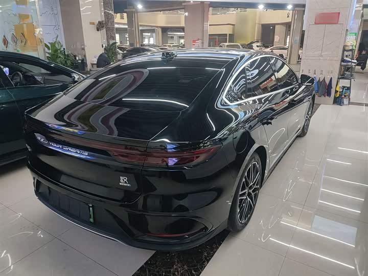 Фото 7 - BYD Han