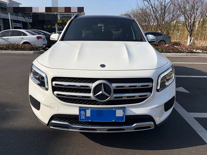 Фото 2 - Mercedes-Benz GLB-Class