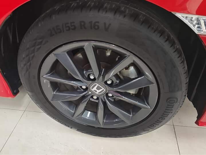 Фото 6 - Honda Civic