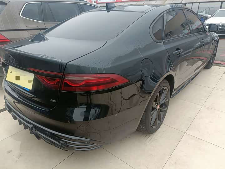 Фото 4 - Jaguar XF L