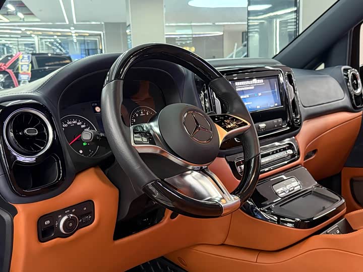 Фото 5 - Mercedes-Benz Vito