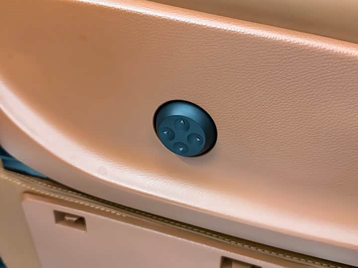 Фото 9 - Mercedes-Benz Vito