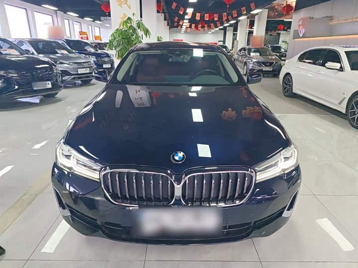 Фото 3 - BMW 5 Series