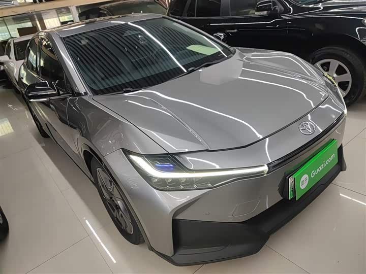 Фото 4 - Toyota bZ3