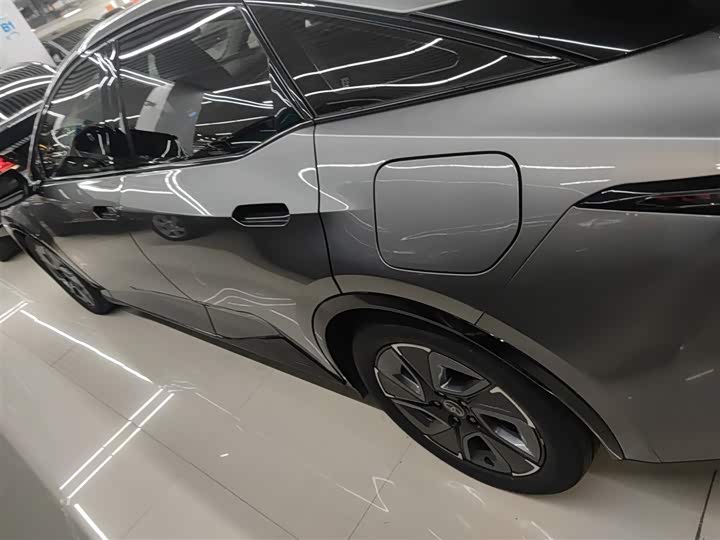 Фото 5 - Toyota bZ3