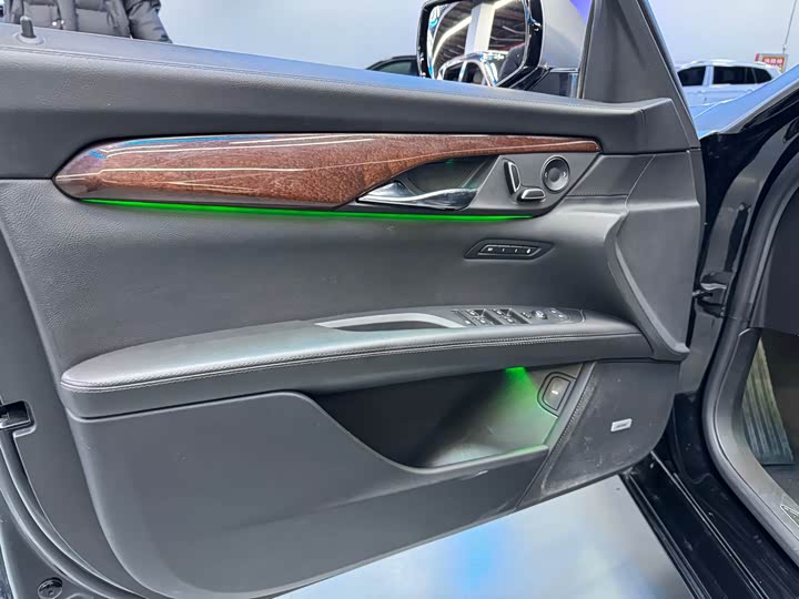 Фото 4 - Cadillac CT6