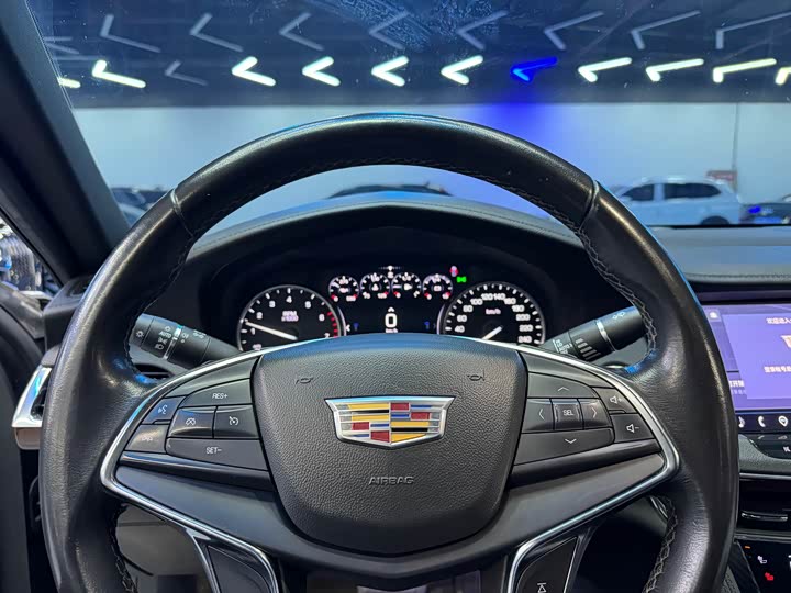 Фото 6 - Cadillac CT6