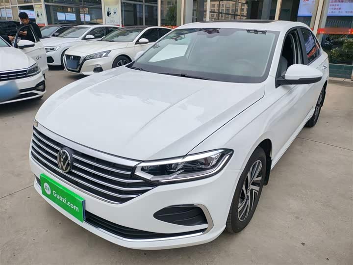 Фото 1 - Volkswagen Lavida