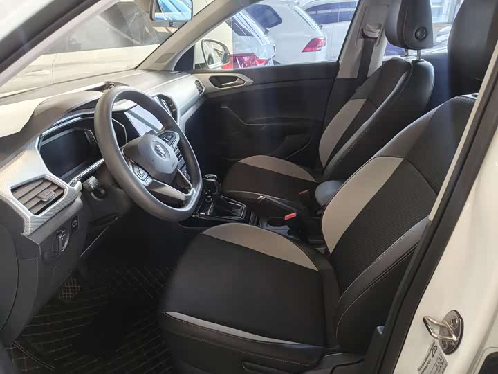 Фото 4 - Volkswagen Tacqua