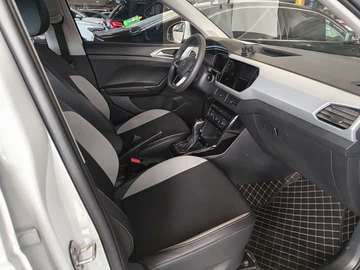 Фото 6 - Volkswagen Tacqua