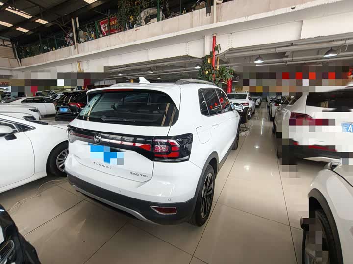 Фото 9 - Volkswagen Tacqua