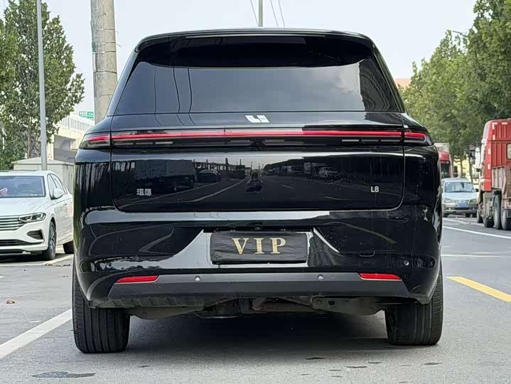 Фото 8 - LiXiang L8