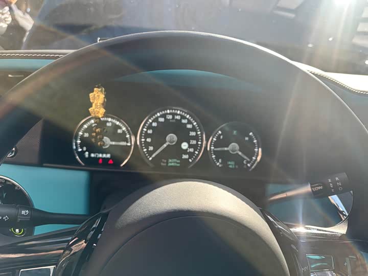 Фото 8 - Rolls-Royce Cullinan