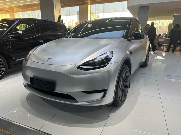 Фото 1 - Tesla Model Y