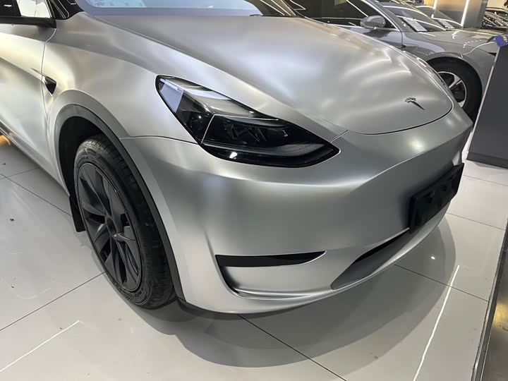 Фото 4 - Tesla Model Y