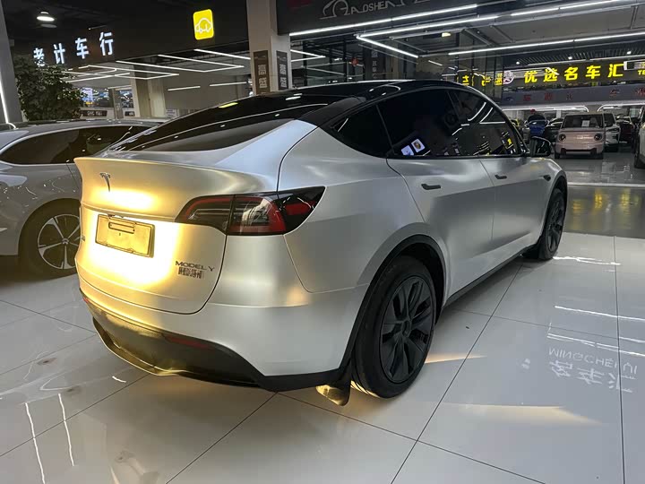 Фото 7 - Tesla Model Y