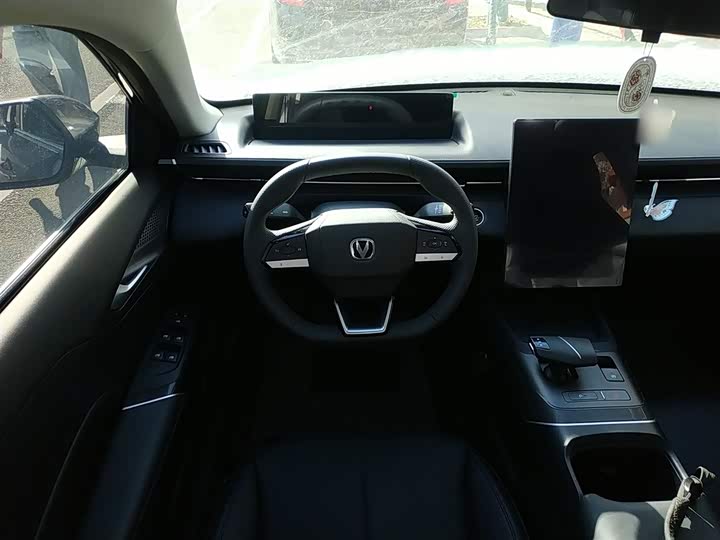 Фото 3 - Changan Eado Plus