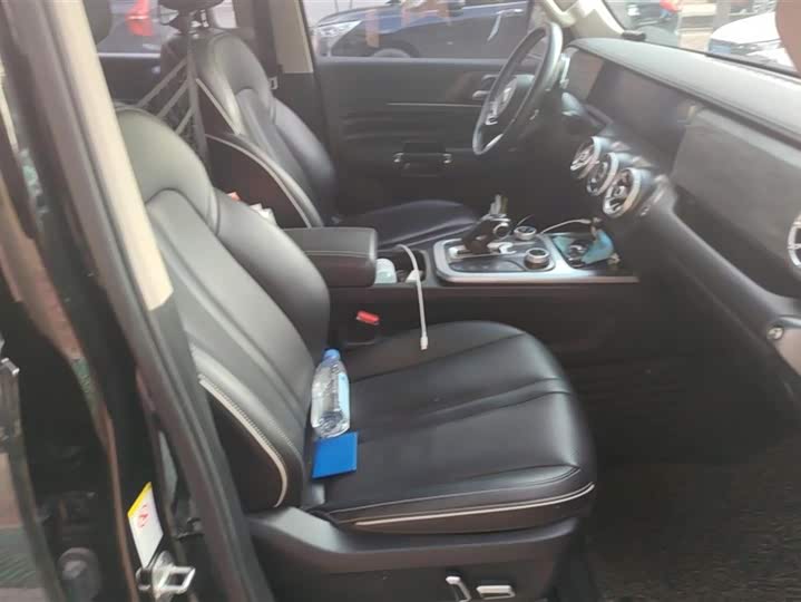 Фото 8 - Tank 300