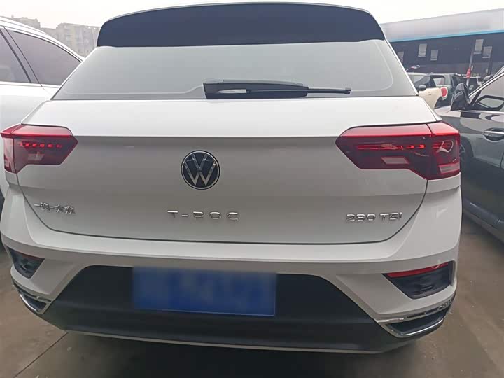 Фото 6 - Volkswagen T-Roc