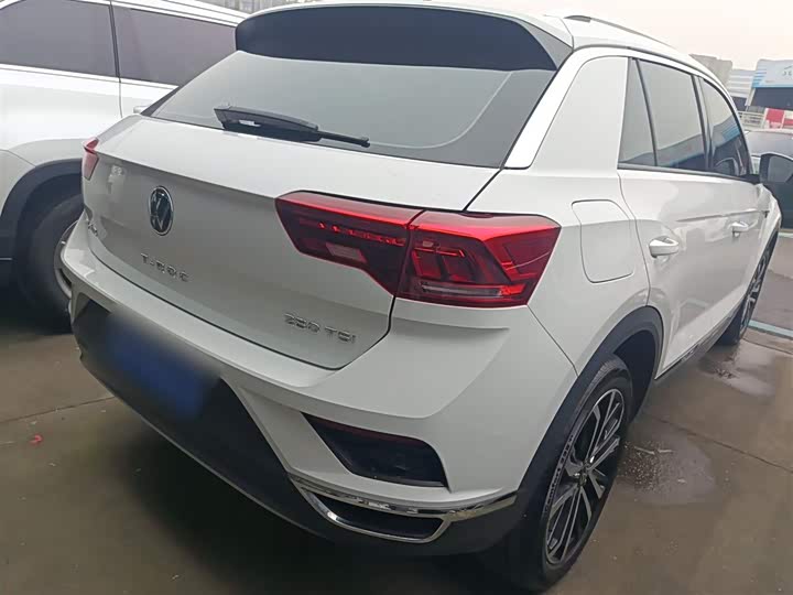 Фото 7 - Volkswagen T-Roc