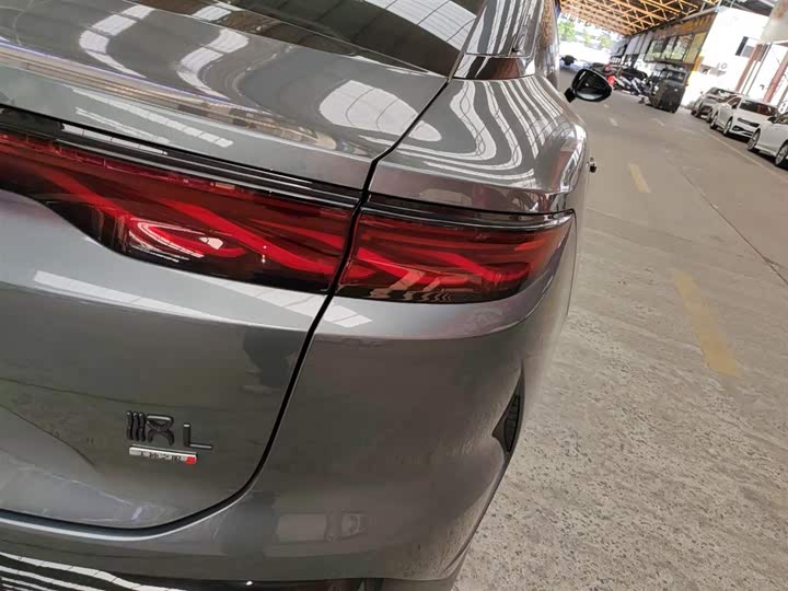 Фото 8 - BYD Han L