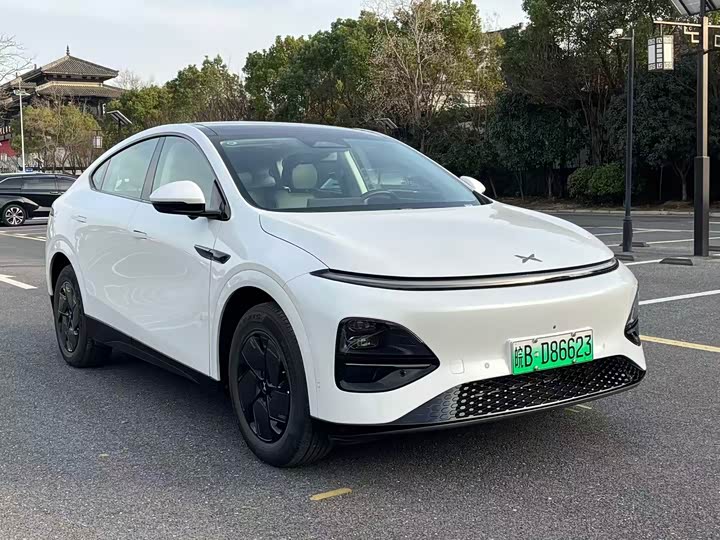 Фото 3 - XPeng G6