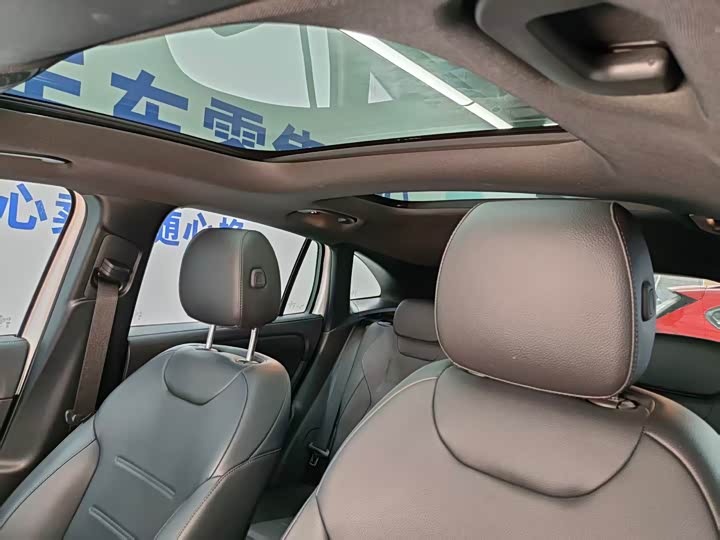 Фото 5 - Mercedes-Benz GLA-Class