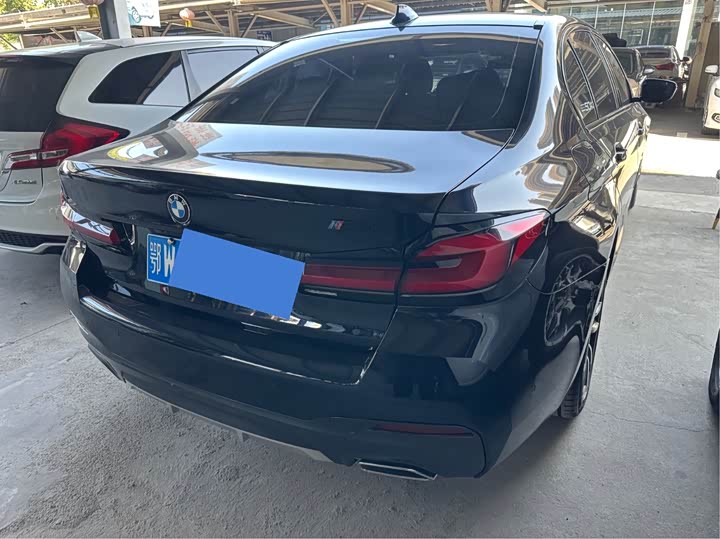 Фото 6 - BMW 5 Series