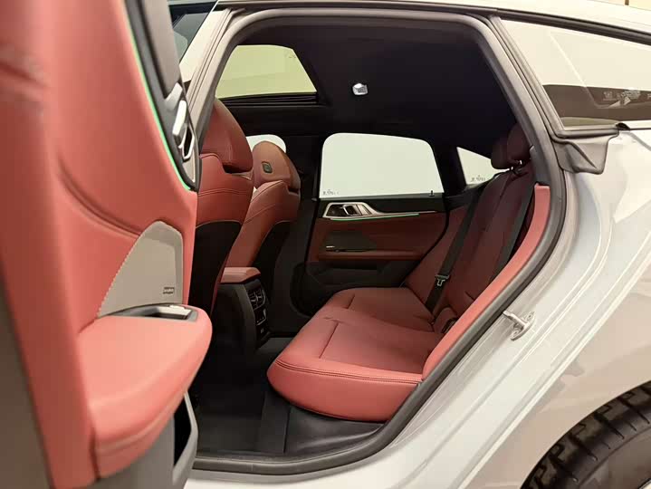 Фото 9 - BMW 4 Series