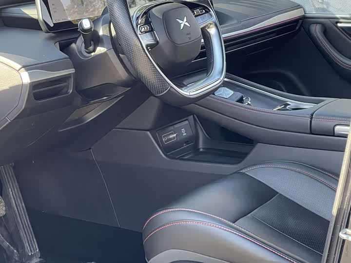 Фото 5 - XPeng P7