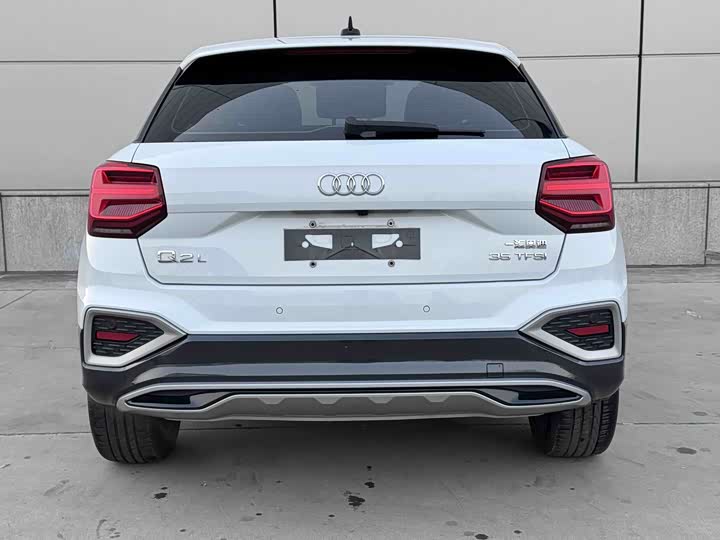 Фото 4 - Audi Q2L