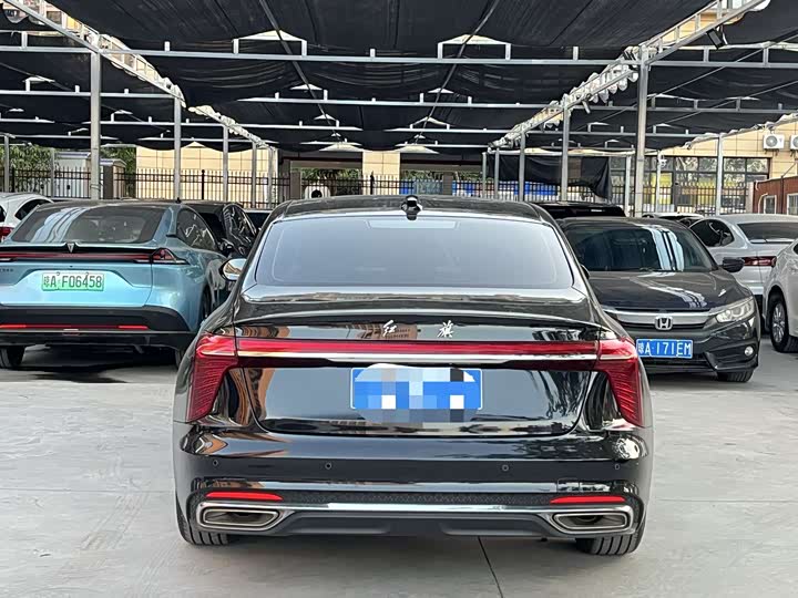 Фото 8 - Hongqi H5