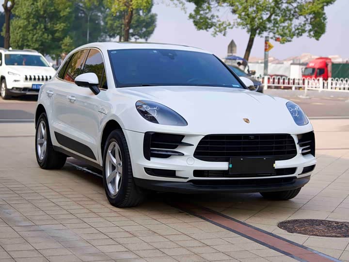 Фото 3 - Porsche Macan