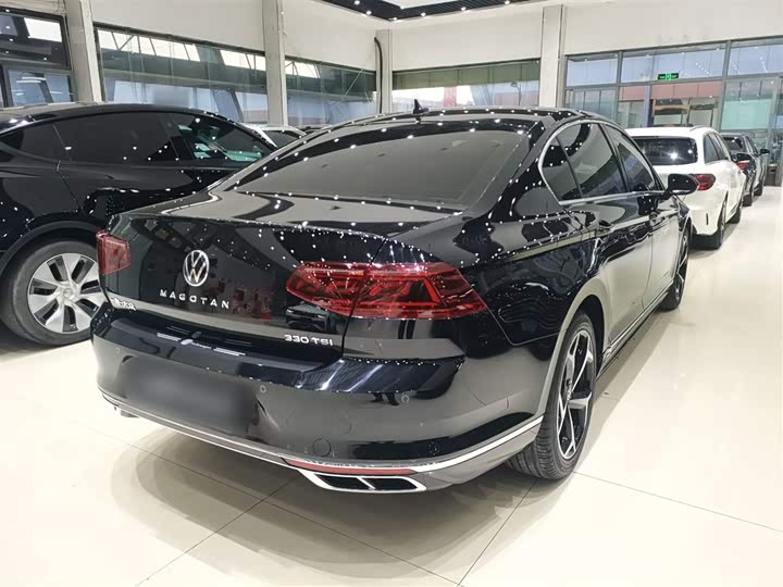 Фото 7 - Volkswagen Magotan