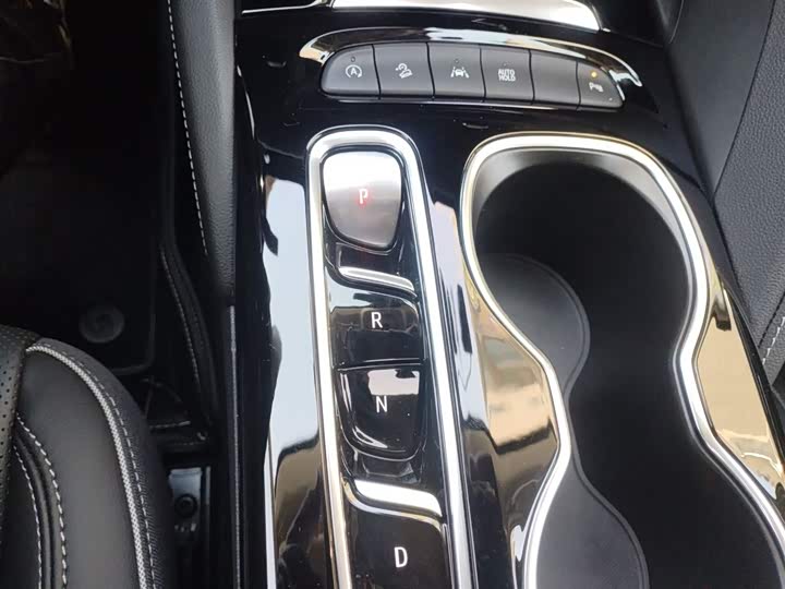 Фото 7 - Buick Envision Plus