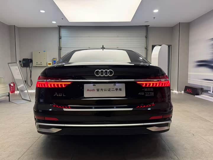 Фото 7 - Audi A6L