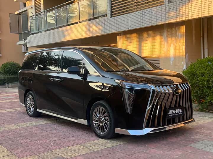 Фото 3 - GAC Trumpchi M8