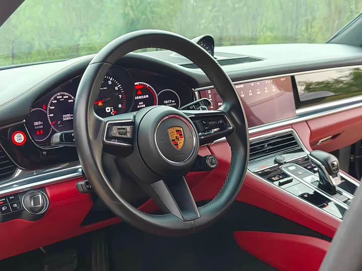 Фото 6 - Porsche Panamera