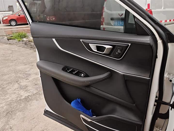 Фото 7 - Chery Tiggo 8