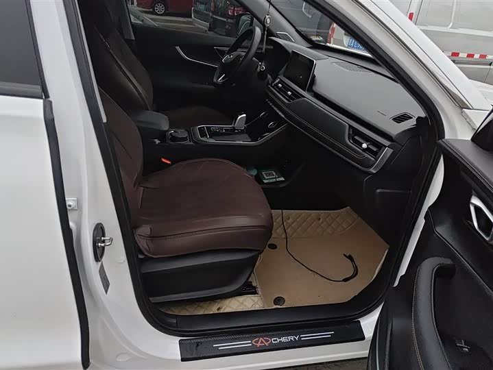 Фото 8 - Chery Tiggo 8