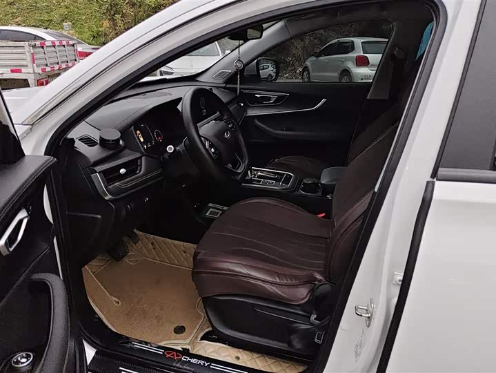 Фото 9 - Chery Tiggo 8