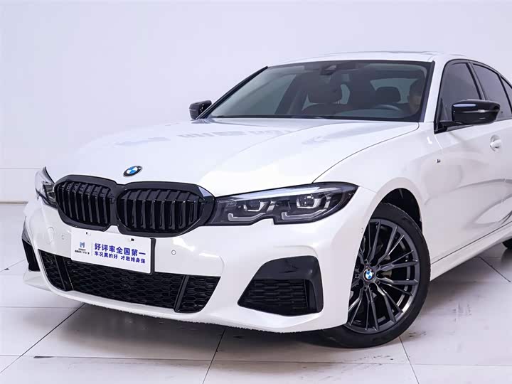 Фото 3 - BMW 3 Series