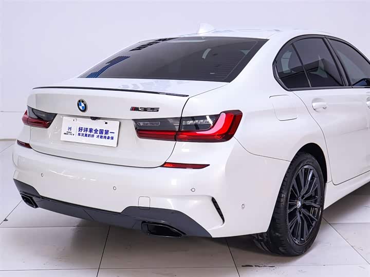 Фото 8 - BMW 3 Series