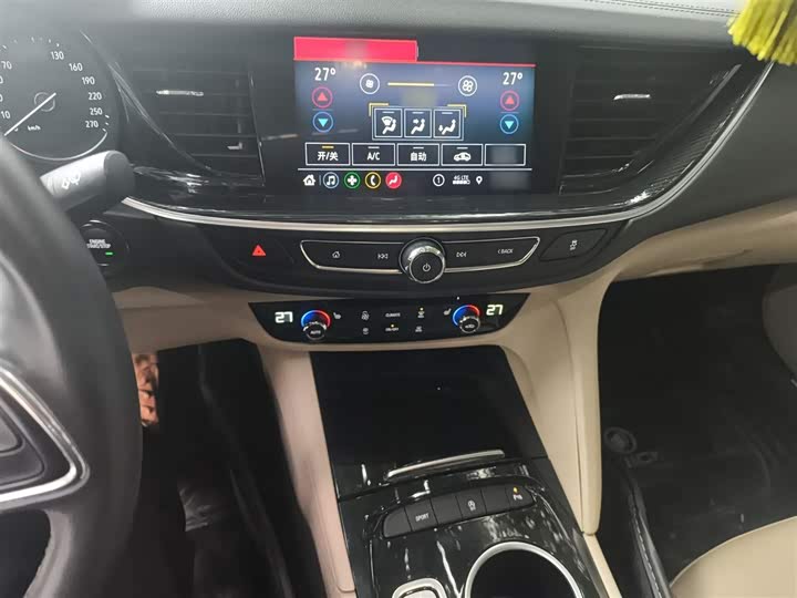 Фото 6 - Buick Regal